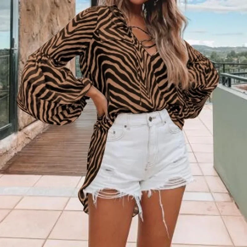 Women's Shirt Style Autumn Sexy V-neck Shirt Casual Long 2024 New Sleeve Lace Up Zebra Stripe Work Top Plus Size Women Blouses
Women's Shirt Style Autumn Sexy V-neck Shirt Casual Long 2024 New Sleeve Lace Up Zebra Stripe Work Top Plus Size Women Blouses