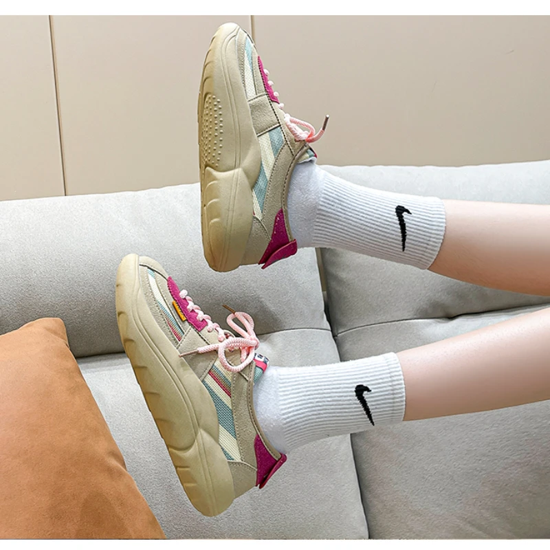 Lace-up mixed-color trainer women's vulcanized sports shoes 2023 new fashion shoes breathable women's outdoor casual shoes
Lace-up mixed-color trainer women's vulcanized sports shoes 2023 new fashion shoes breathable women's outdoor casual shoes