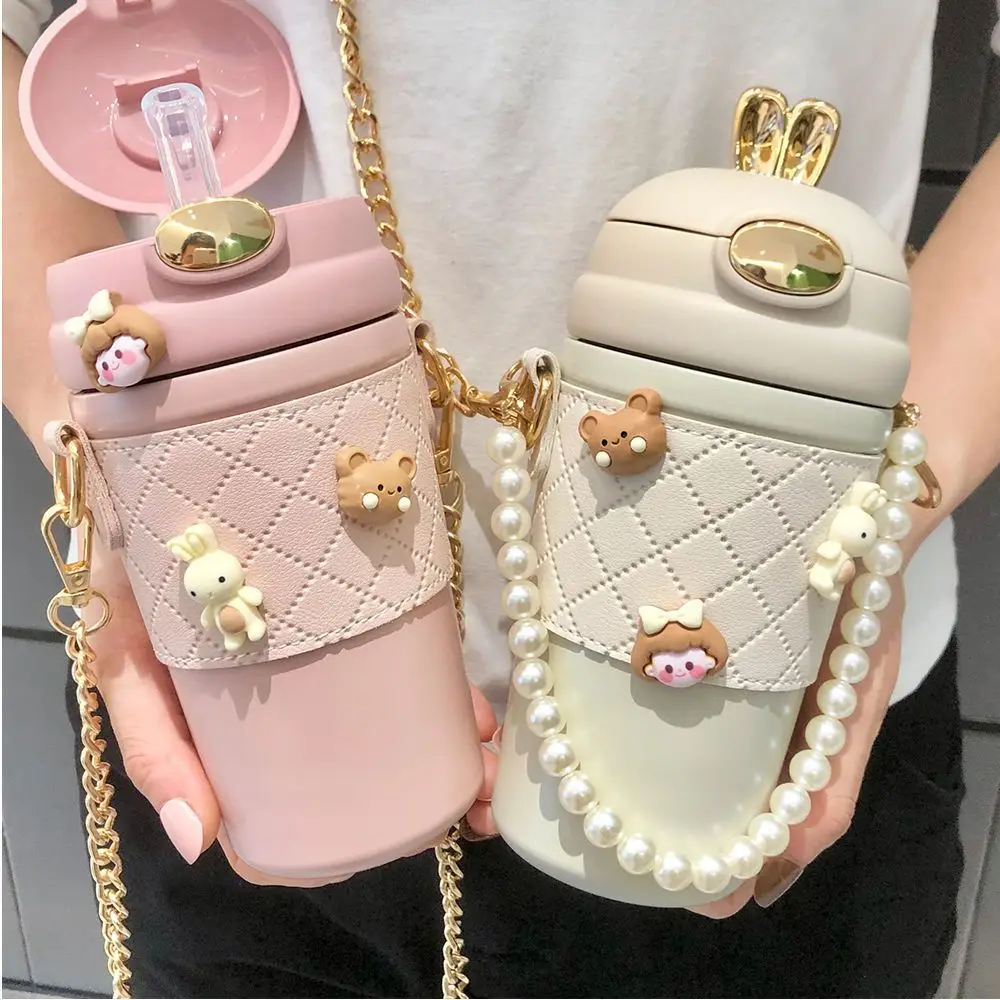 Women's Simple and Exquisite High-end Thermos Bottle Cross-body Drinking Coffee Cup Portable Straw Cute Girl 304 Stainless Steel
Women's Simple and Exquisite High-end Thermos Bottle Cross-body Drinking Coffee Cup Portable Straw Cute Girl 304 Stainless Steel