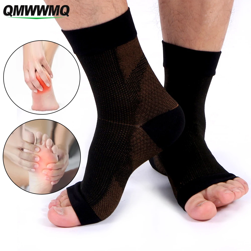 1Pair Compression Recovery Foot Sleeves for Men Women,Infused Plantar Fasciitis Socks for Arch Pain,Reduce Swelling & Heel Spurs
1Pair Compression Recovery Foot Sleeves for Men Women,Infused Plantar Fasciitis Socks for Arch Pain,Reduce Swelling & Heel Spurs
