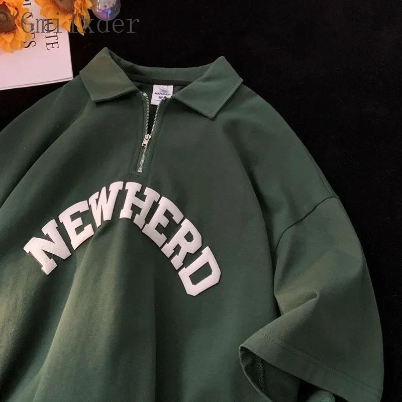 American Green Short Sleeved Lapel Shirt Men's Summer American Retro Letter Print T-shirt Unisex Handsome Versatile Half Zip Top
American Green Short Sleeved Lapel Shirt Men's Summer American Retro Letter Print T-shirt Unisex Handsome Versatile Half Zip Top