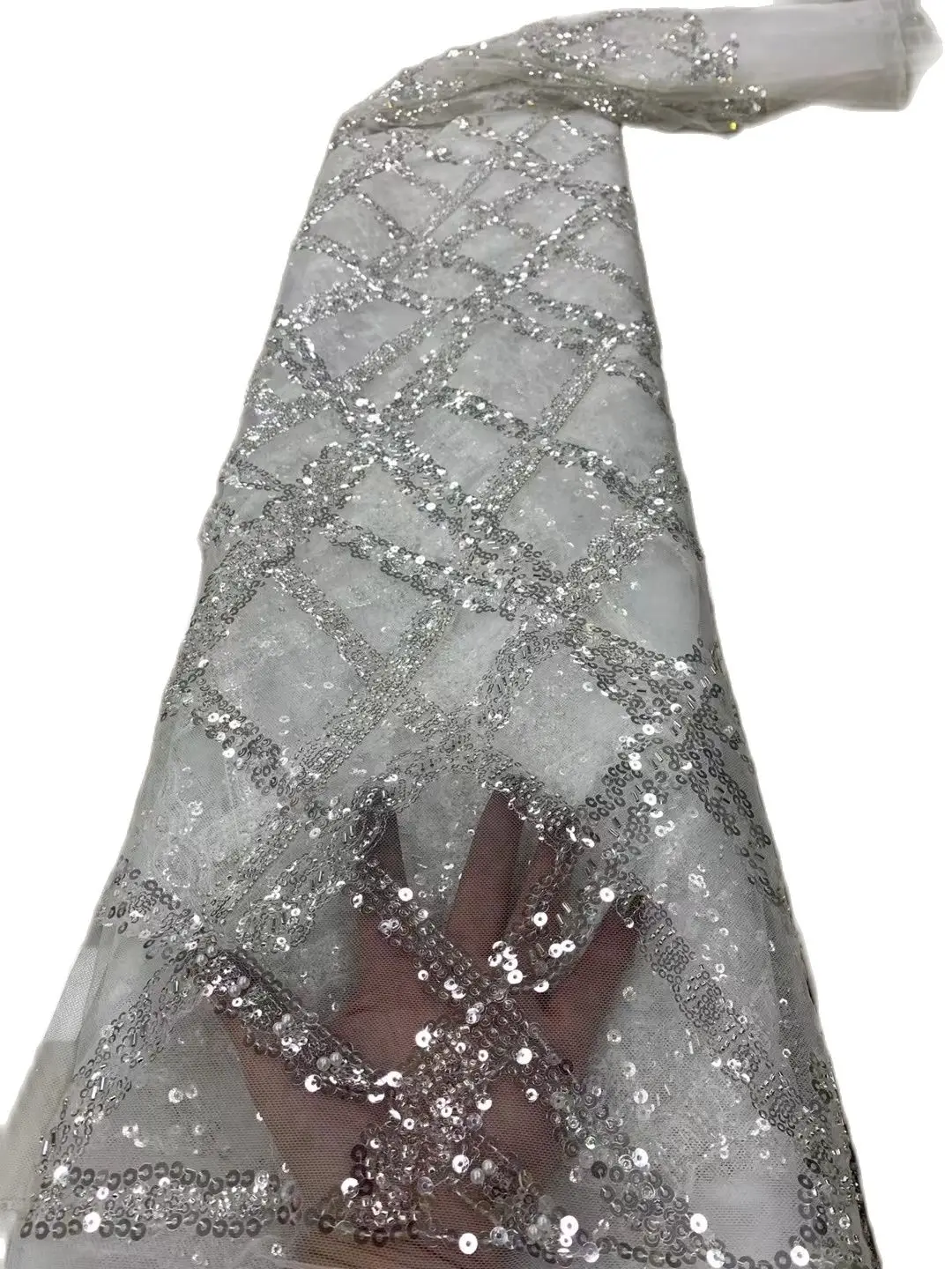 Luxury European Italy Tulle Lace Net Sequins Fabrics Beaded Wedding Event Dresses Sewing Materials
Luxury European Italy Tulle Lace Net Sequins Fabrics Beaded Wedding Event Dresses Sewing Materials