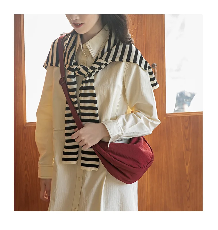Solid Color Women's Portable Shoulder Bag Simple Female Nylon Cloth Padded Crossbody Bags Travel Purse Handbags Messenger Bag S2533e33cd2264855bc268e41239063dae