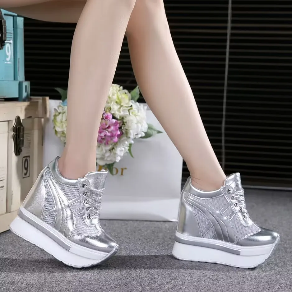 Trainers Sneakers Women High Platform Shoes New Breathable Women Height Increasing Shoes 11CM Thick Sole Woman Deportivas Mujer
Trainers Sneakers Women High Platform Shoes New Breathable Women Height Increasing Shoes 11CM Thick Sole Woman Deportivas Mujer