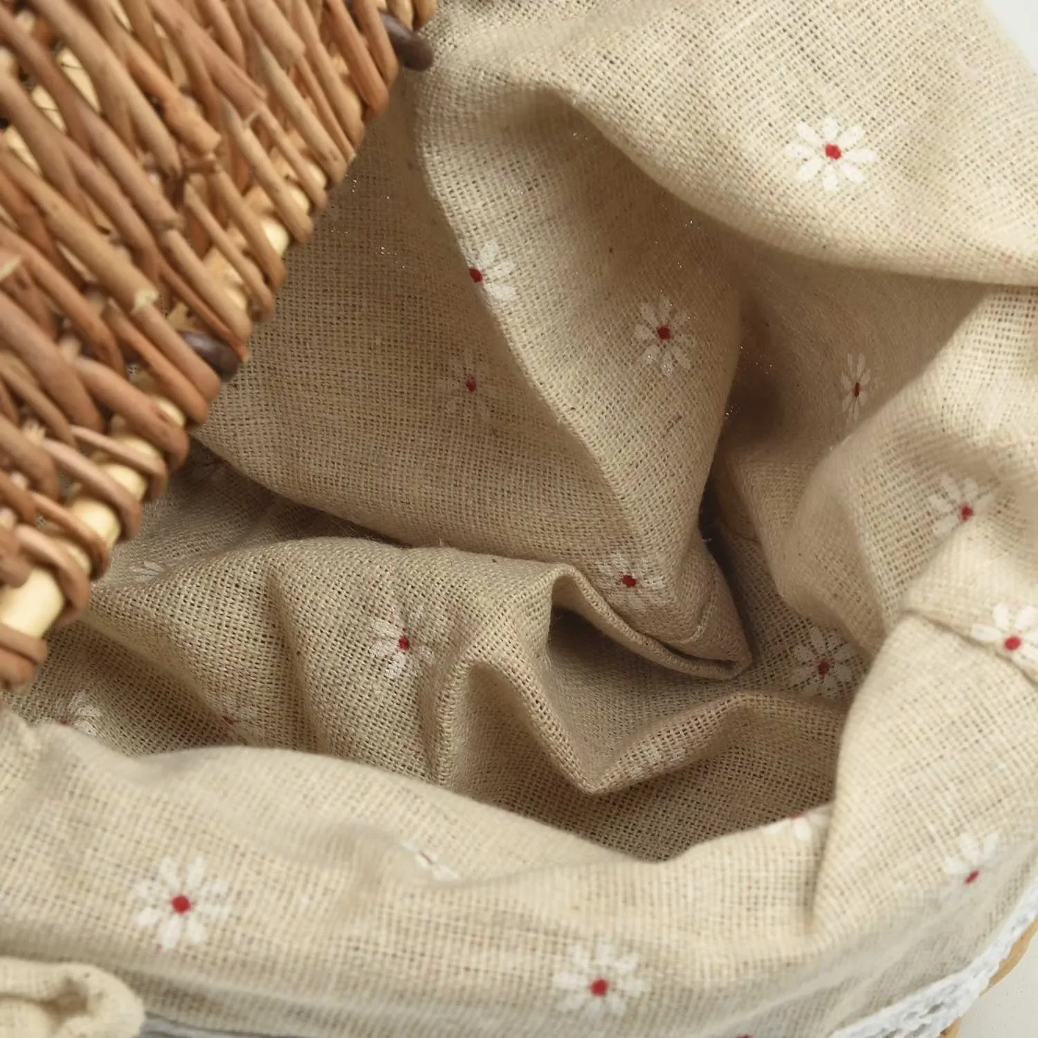 1 Pcs Wicker Basket With Handle Wicker Camping Picnic Basket With Double Lids 26*18*15cm Shopping Camping Storage Basket
1 Pcs Wicker Basket With Handle Wicker Camping Picnic Basket With Double Lids 26*18*15cm Shopping Camping Storage Basket