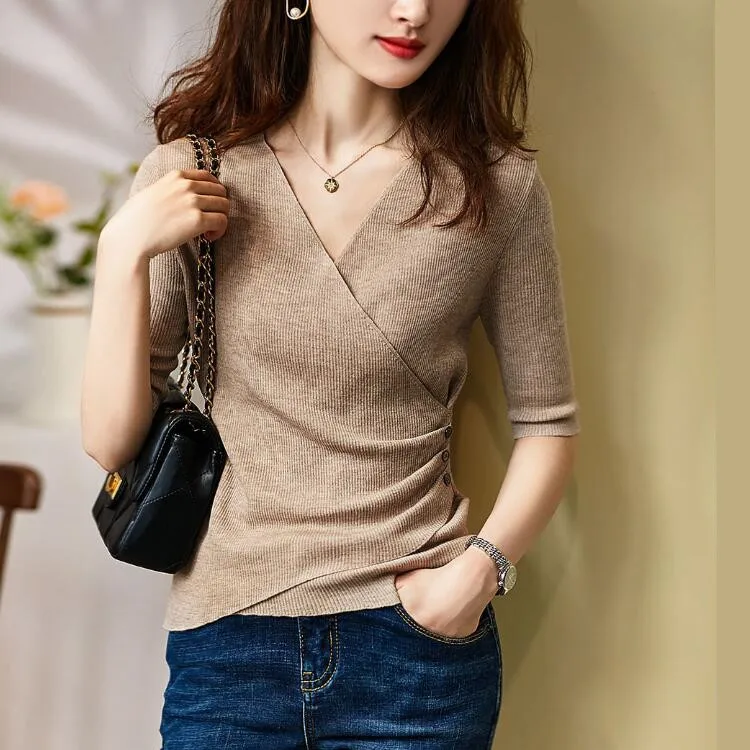 

Women Top Summer New Fashion Korean Knitted Bottoming Shirt Tops Elegant Solid Color Thin V-Neck Short Sleeve Top 2022