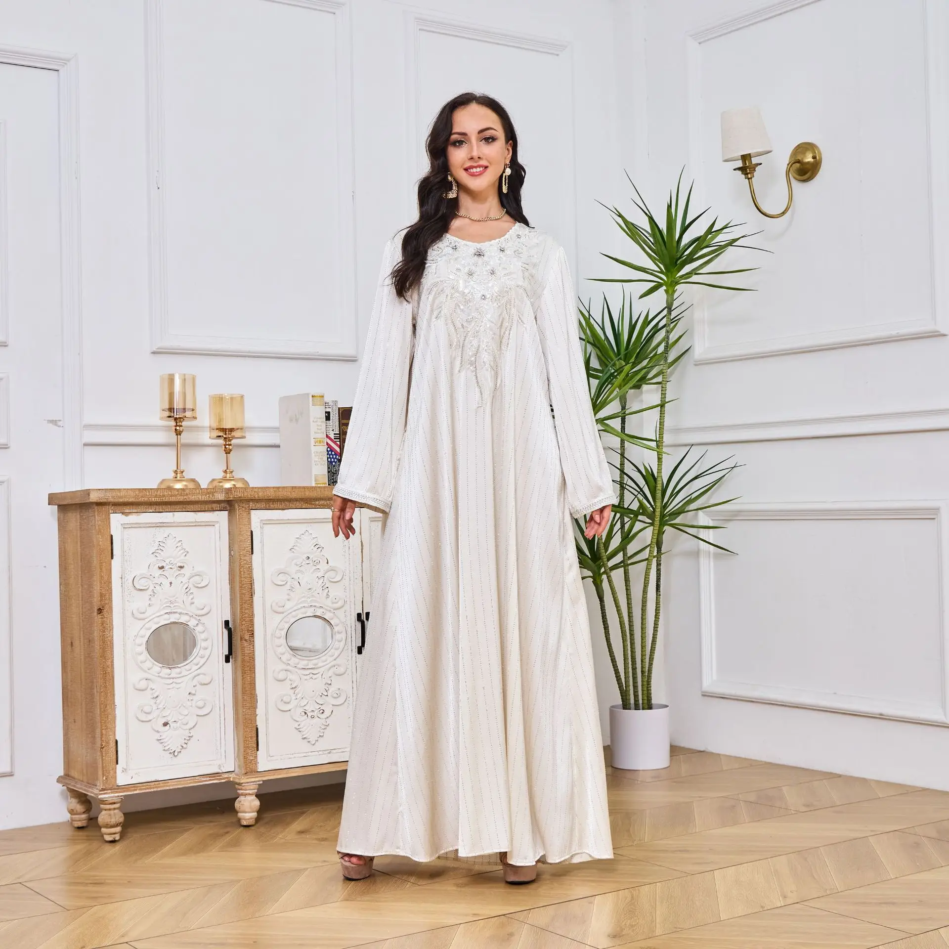 

Dubai Arabian Embroidered Dress Muslim Eid Abaya Party Dresses Sequins Jalabiya Abayas Ramadan Moroccan Caftan Vestidos Women