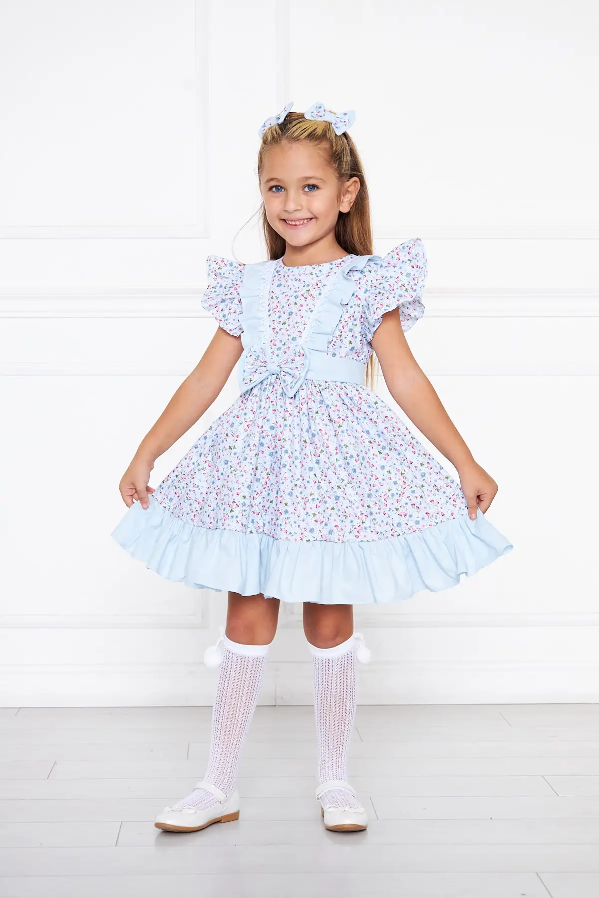 Blue Flower Patterned Ruffle Girl's Dress Woven 100% Cotton Floral Basic Young Short Sleeve Trend Bicycle
Blue Flower Patterned Ruffle Girl's Dress Woven 100% Cotton Floral Basic Young Short Sleeve Trend Bicycle