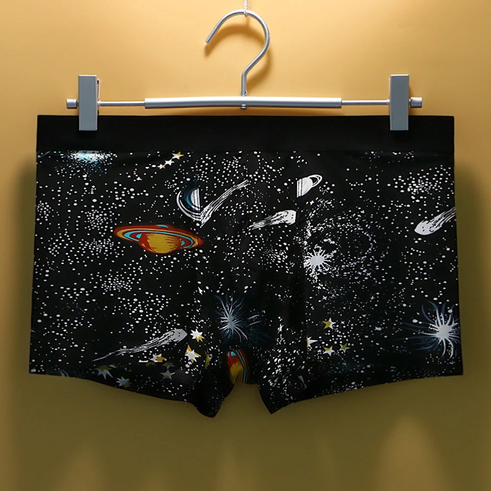 Men Sexy Ice Silk Comfortable Close-fitting Shorts Underwear Ultra Thin Breathable Boxer Briefs Printed Seamless Underpants
Men Sexy Ice Silk Comfortable Close-fitting Shorts Underwear Ultra Thin Breathable Boxer Briefs Printed Seamless Underpants