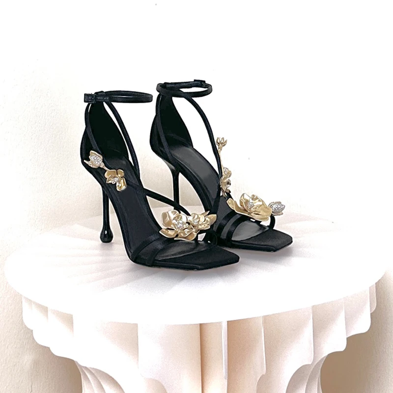 

Golden Orchid Buckle Square Toe Stiletto Sandals Woman 2024 Black Open Toe High Heels Dress Bridesmaid Bride Wedding Shoes