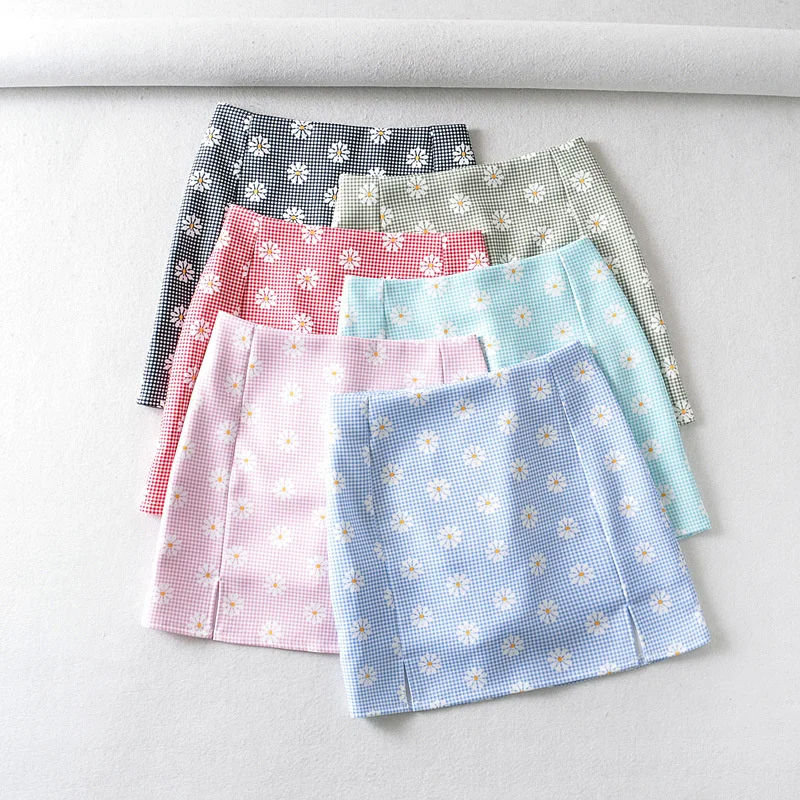 Korean Style Women Split Details Daisy Print Mini Skirt With Under Shorts Mini Skort In Blue Black Green Pink
Korean Style Women Split Details Daisy Print Mini Skirt With Under Shorts Mini Skort In Blue Black Green Pink