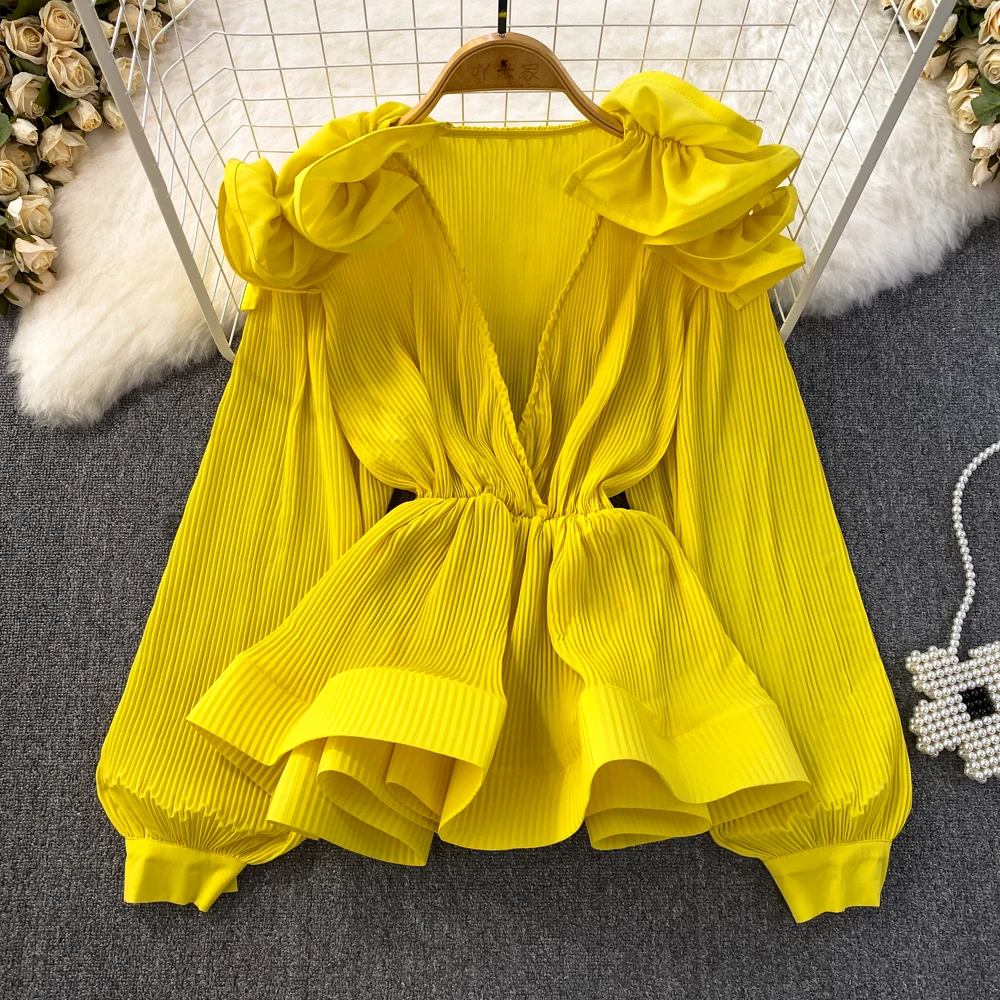 Spring Three-dimensional Floral Pleated Loose Fitting Pullover with Waistband and Lotus Leaf Swing Shirt for Women's Casual Top
Spring Three-dimensional Floral Pleated Loose Fitting Pullover with Waistband and Lotus Leaf Swing Shirt for Women's Casual Top