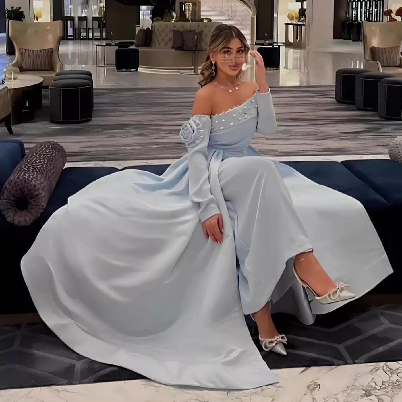 Welove Crystal Off Shoulder 2023 Evening Dresses Customizable Mermaid Prom Dresses 3D Flower Evening Dresses فساتين سهره
Welove Crystal Off Shoulder 2023 Evening Dresses Customizable Mermaid Prom Dresses 3D Flower Evening Dresses فساتين سهره