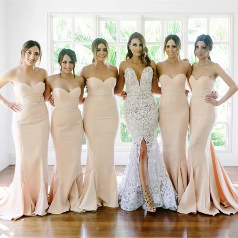 Long Bridesmaid Dresses Mermaid Wedding Party Gowns Satin Sweetheart Backless Abendkleider Maxi abiti da sera Sexy
Long Bridesmaid Dresses Mermaid Wedding Party Gowns Satin Sweetheart Backless Abendkleider Maxi abiti da sera Sexy
