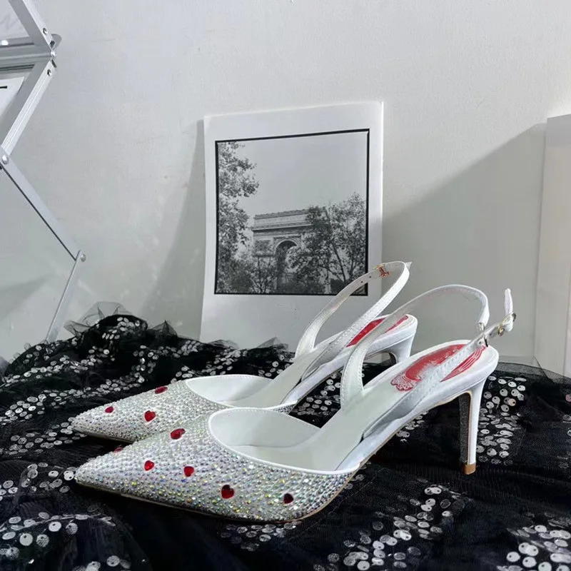 

Новинка Весенняя пикантная кожаная Свадебная обувь на шпильке с серебряными стразами модная обувь с Банкетным платьем сандалии с острым носком