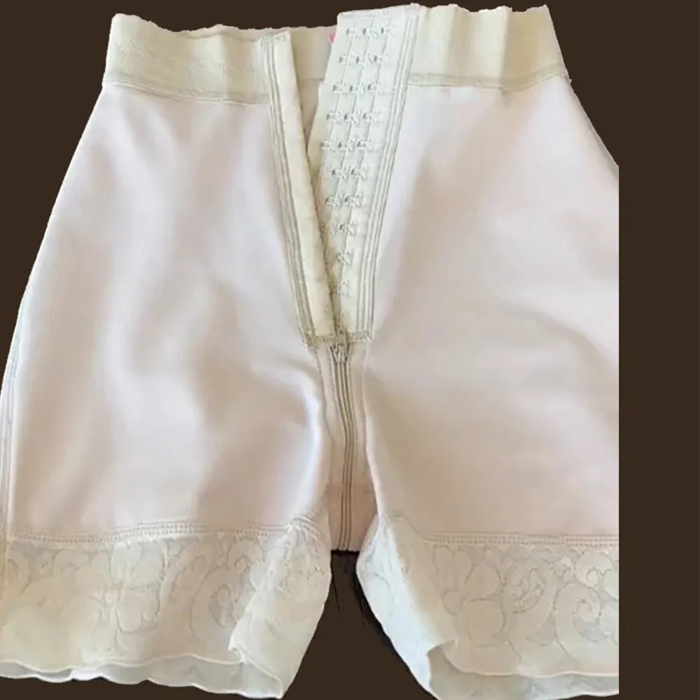 Slimming Fajas Lace Butt Lifter Charming Curves Butt Lifting BBL Hourglass FIgure Short 3 Hooks Waist Trainer Fajas Colombianas
Slimming Fajas Lace Butt Lifter Charming Curves Butt Lifting BBL Hourglass FIgure Short 3 Hooks Waist Trainer Fajas Colombianas