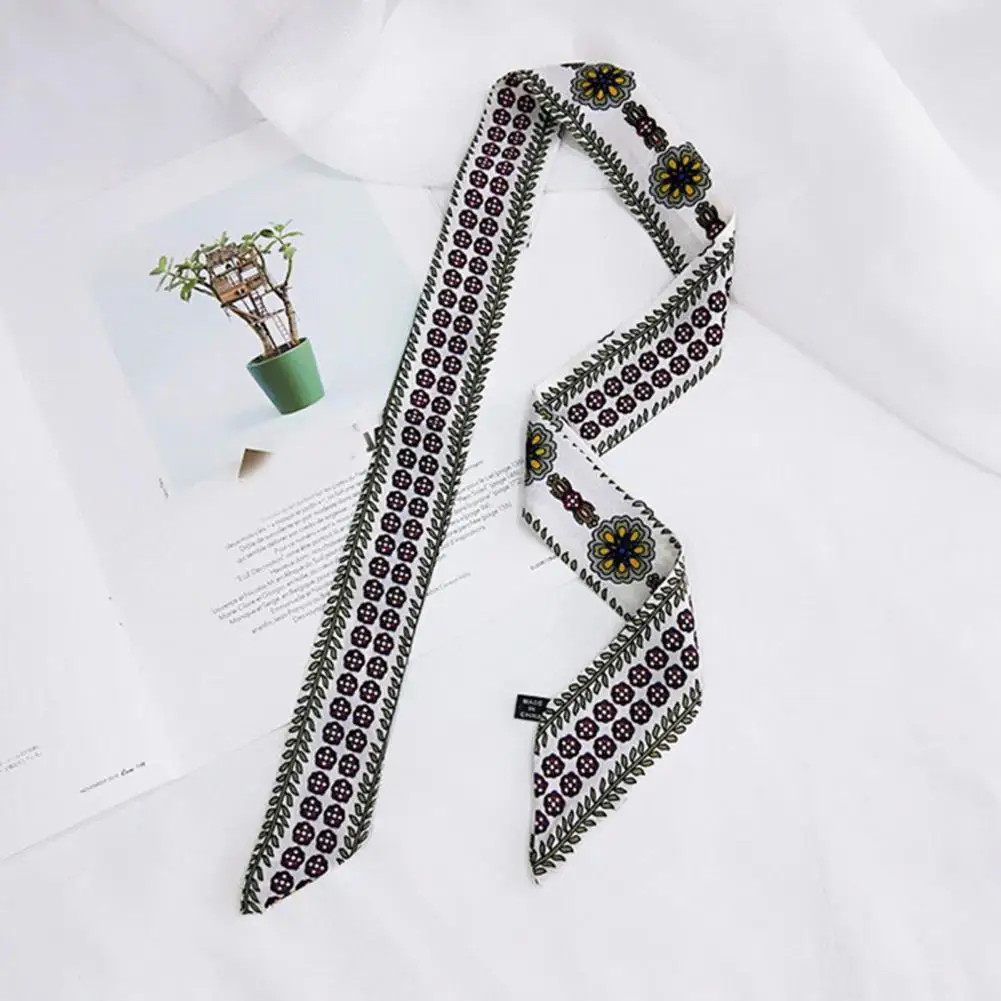 Faux Silk Scarf Fashionable Geometric Pattern Headband Ribbon Scarf for Women Men Stylish Bag Handle Wrap Long Hair Band Bag 
Faux Silk Scarf Fashionable Geometric Pattern Headband Ribbon Scarf for Women Men Stylish Bag Handle Wrap Long Hair Band Bag