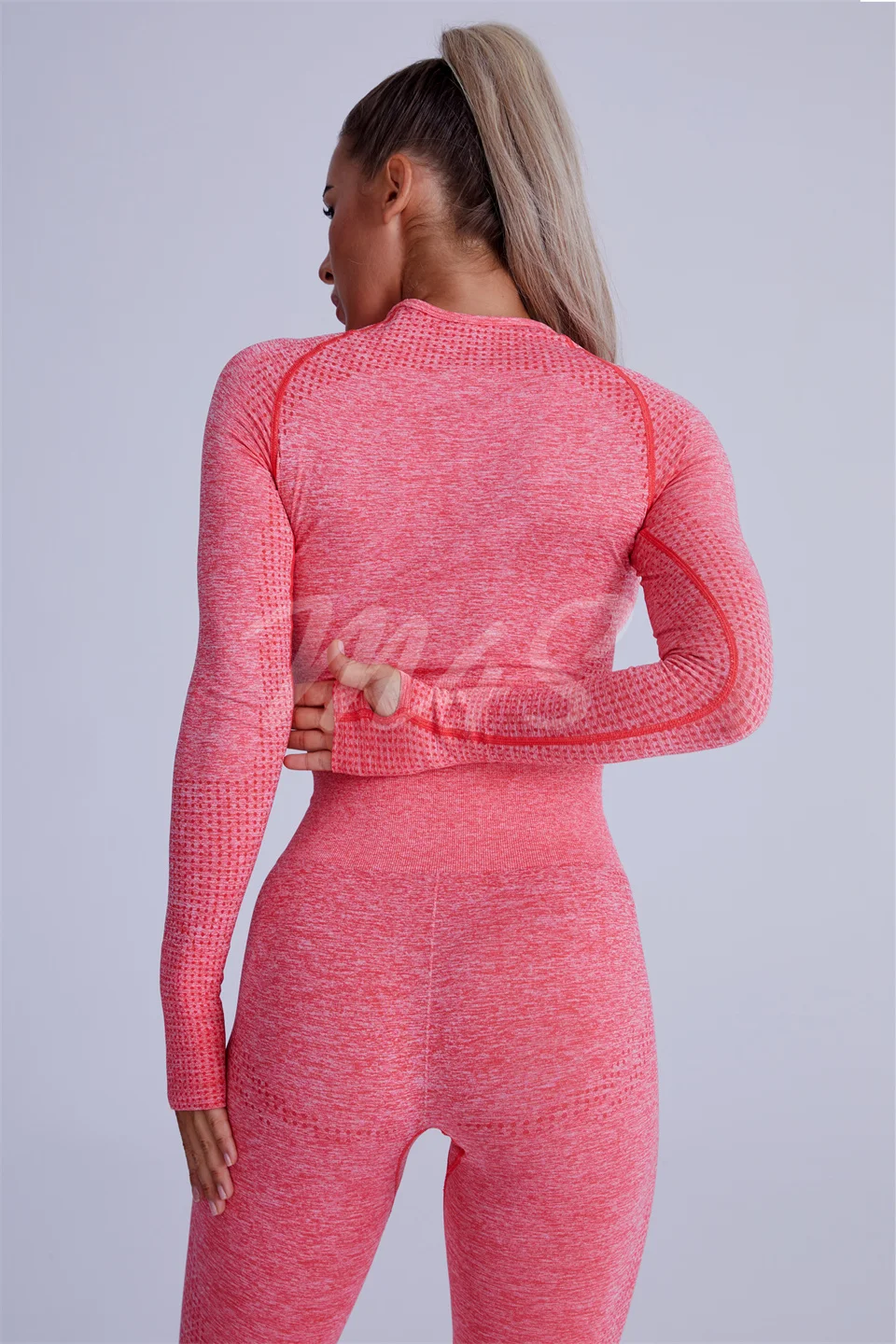 Ensemble Weibliche 2 Stück Yoga Set Frauen Nahtlose Daumen Loch Gym Workout Fitness Kleidung Sportswear Langarm Crop Top Leggings Ensemble Weibliche 2 Stück Yoga Set Frauen Nahtlose Daumen Loch Gym Workout Fitness Kleidung Sportswear Langarm Crop Top Leggings