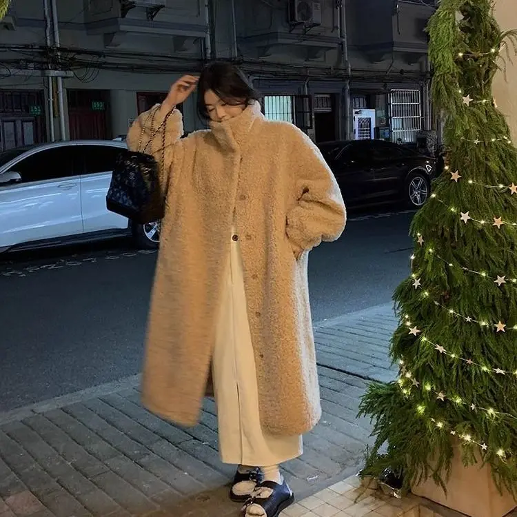 2024 New Fashion Winter Fox Fur Imitation Coats Women's Long Warm Faux Large Size Leisure Windbreakers C83
2024 New Fashion Winter Fox Fur Imitation Coats Women's Long Warm Faux Large Size Leisure Windbreakers C83