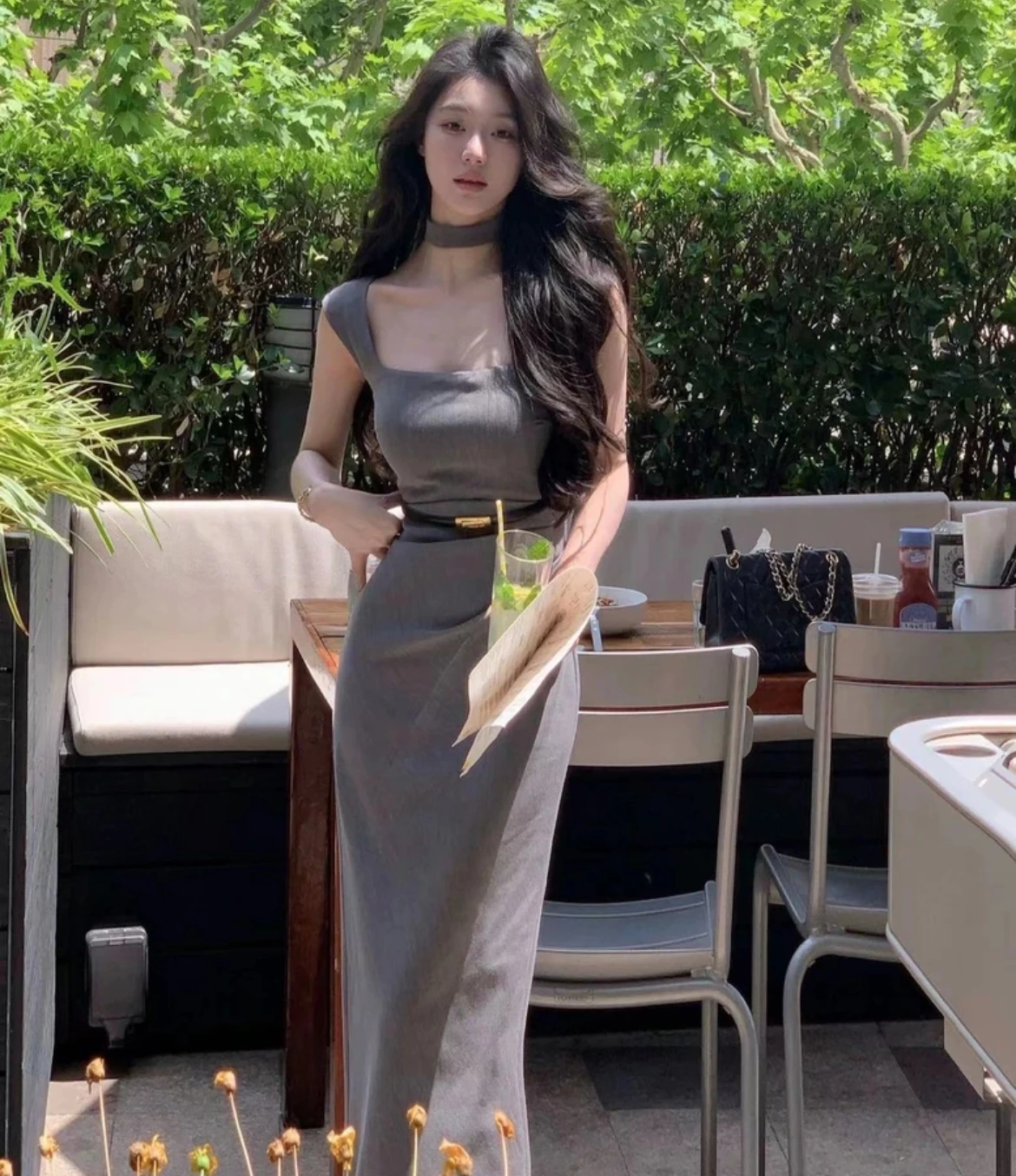 Elegant Sister Summer New Royal Sister Elegant Style French Slim Fit Sexy High Waist Slim Short Sleeve Dress Long Dress
Elegant Sister Summer New Royal Sister Elegant Style French Slim Fit Sexy High Waist Slim Short Sleeve Dress Long Dress