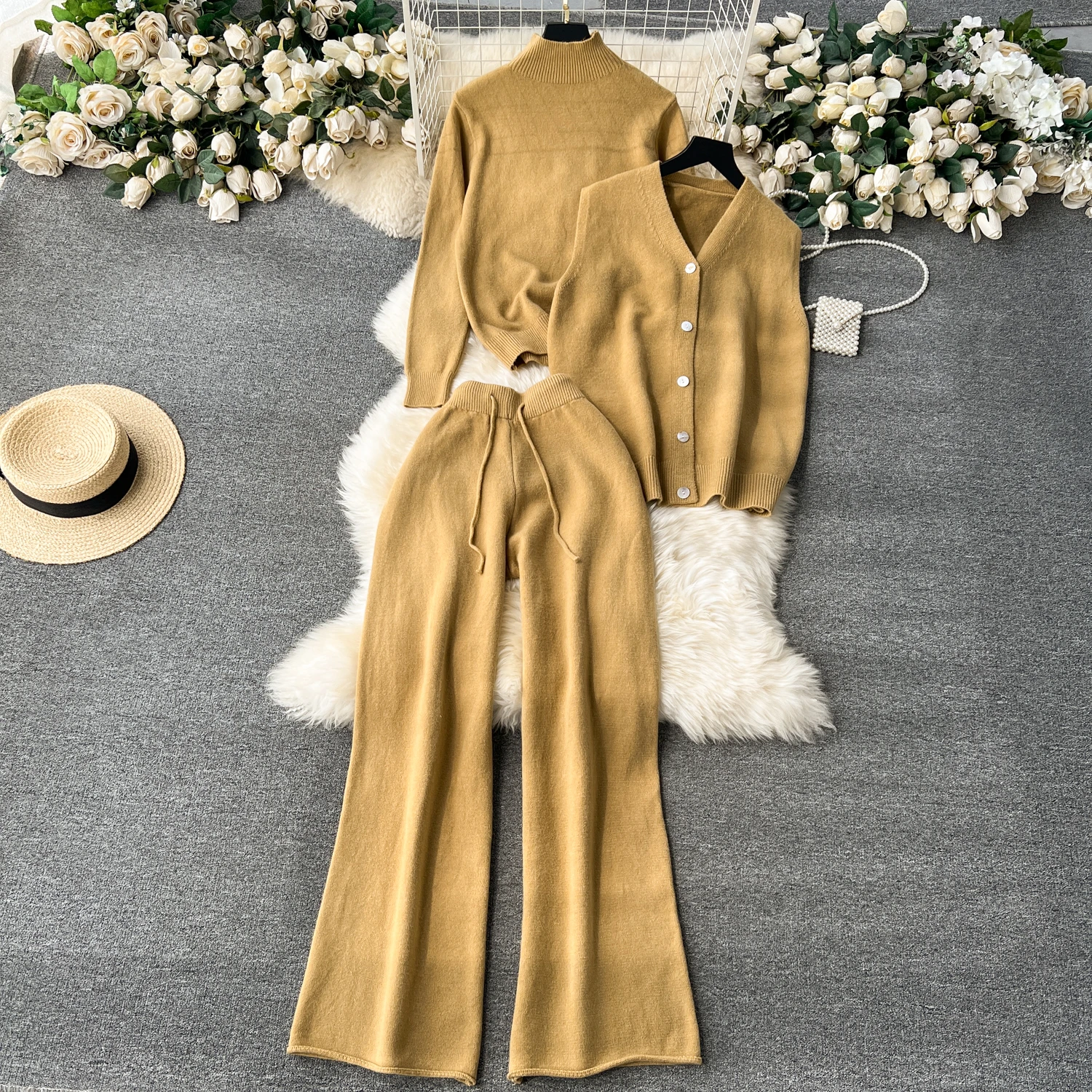 Clothland Women Vintage Knitting Three Piece Set Turtleneck Long Sleeve Sweater Vest Waistcoat Long Pants Fashion Suit TA277
Clothland Women Vintage Knitting Three Piece Set Turtleneck Long Sleeve Sweater Vest Waistcoat Long Pants Fashion Suit TA277