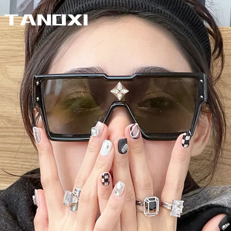 Уникальные Модные солнцезащитные очки TANOXI в стиле панк, солнцезащитные очки с заклепками в стиле ретро, женские брендовые дизайнерские модные черные солнцезащитные очки
Уникальные Модные солнцезащитные очки TANOXI в стиле панк, солнцезащитные очки с заклепками в стиле ретро, женские брендовые дизайнерские модные черные солнцезащитные очки