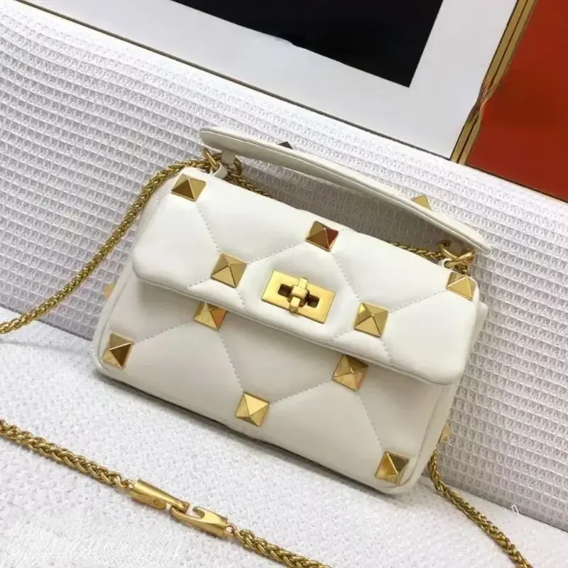 

New Luxury Designer Handbag Rhombus Lattice Gold Chain Rivet Bag Fashion Banquet Shoulder Crossbody Bag Top Quality Women's Bag
