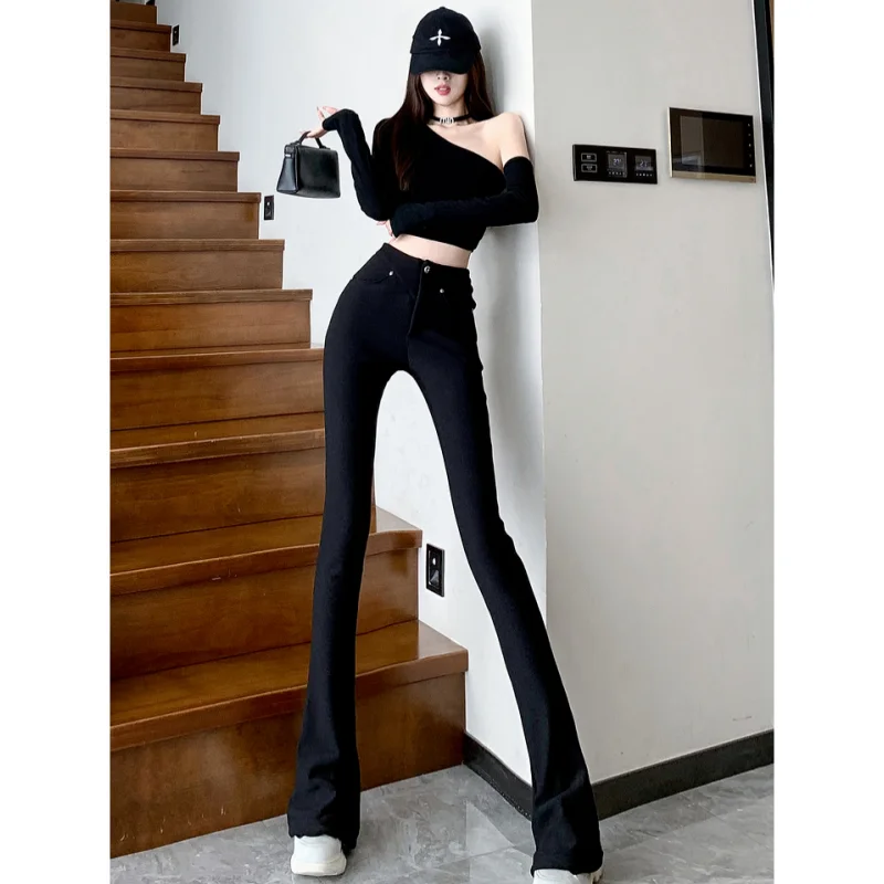 Новинка женские черные плюшевые брюки уличная одежда с высокой талией американские широкие брюки Y2K стильные модные женские зимние прямые брюки
Новинка женские черные плюшевые брюки уличная одежда с высокой талией американские широкие брюки Y2K стильные модные женские зимние прямые брюки