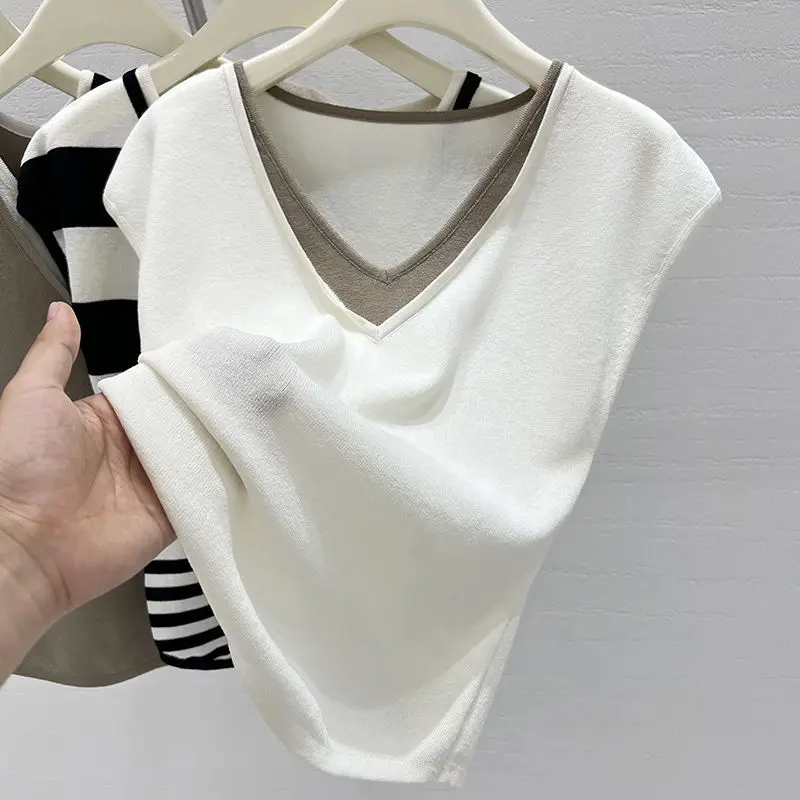 Women Lady Loose Knitting T-shirt Tees Female Korean Fashion Summer Short Sleeve Pathwork Clothes Tops 2024 Ladies S294
Women Lady Loose Knitting T-shirt Tees Female Korean Fashion Summer Short Sleeve Pathwork Clothes Tops 2024 Ladies S294
