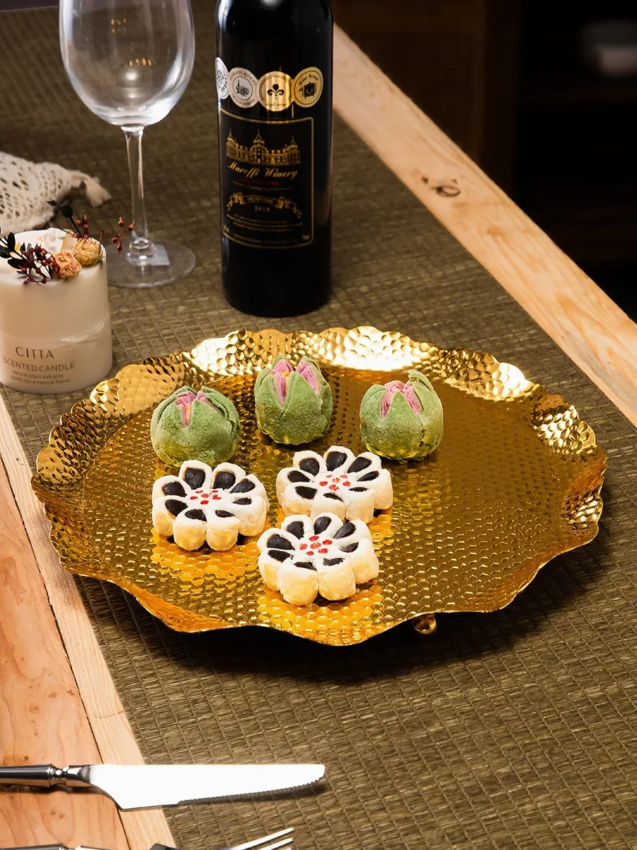 Southeast Asian Thai Fruit Bowl Living Room Home Coffee Table Fruit Plate Snack Plate Golden Firm Candy Snack Plate Fruit Bowl
Southeast Asian Thai Fruit Bowl Living Room Home Coffee Table Fruit Plate Snack Plate Golden Firm Candy Snack Plate Fruit Bowl
