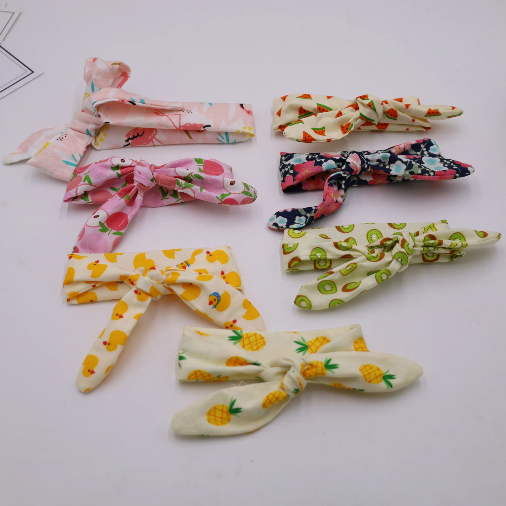 Summer Cooling Collar Pet Ice Triangle Scarf Cool Jewelry Cute Pad Outdoor Heatstroke Prevention Cats Dogs Accessories XS-L
Summer Cooling Collar Pet Ice Triangle Scarf Cool Jewelry Cute Pad Outdoor Heatstroke Prevention Cats Dogs Accessories XS-L