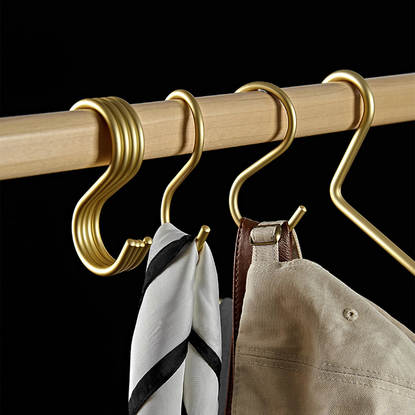 

5pcs Aluminium Alloy S Shape Hooks Practical Kitchen Railing Hanger Hook Clasp Holder Hooks For Hanging Clothes Handbag Hooks
