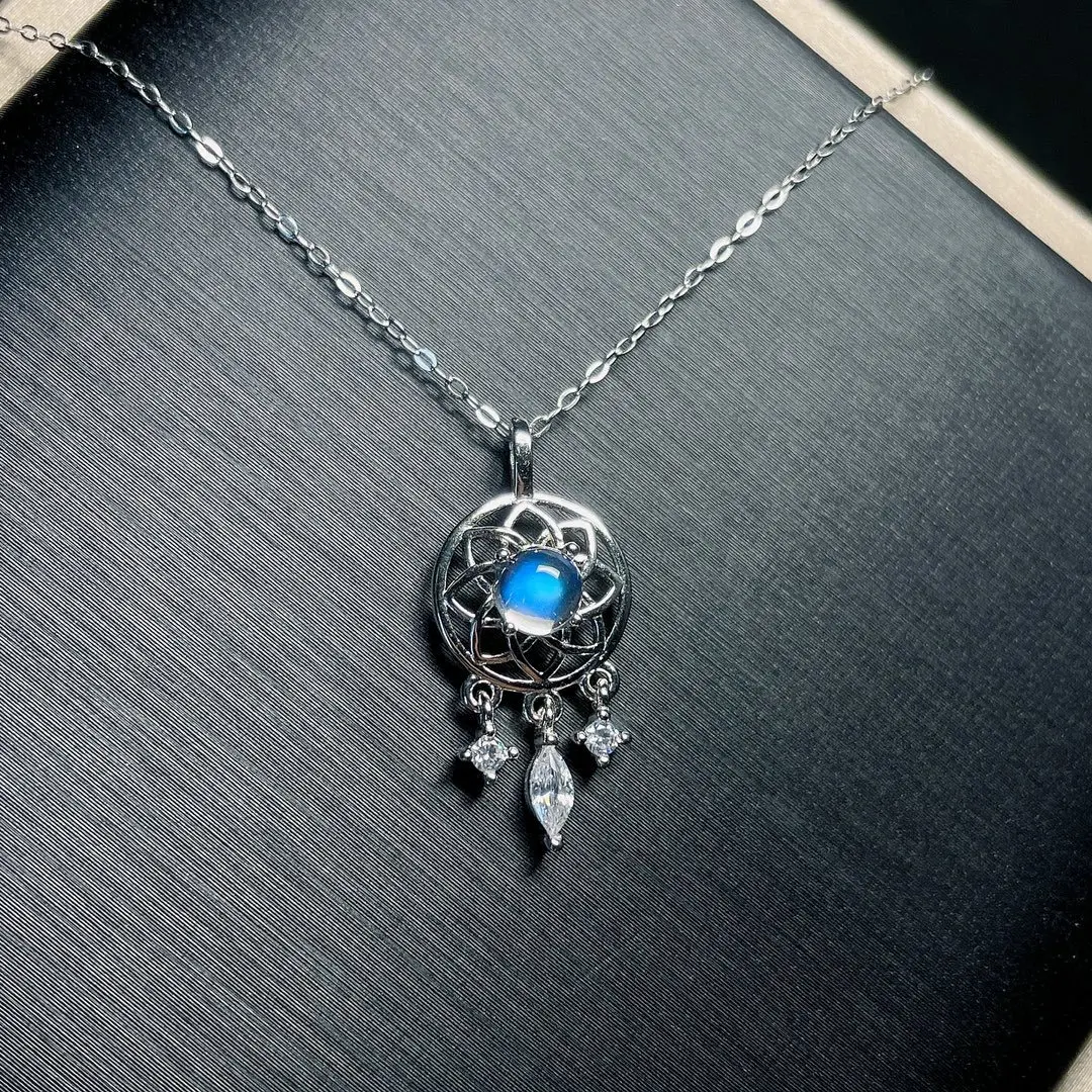 S925 Sterling Silver Pure Natural Indian Moonlight Stone Dream Catcher Devil Key Pendant Necklace Without Optimized Main Stone 
S925 Sterling Silver Pure Natural Indian Moonlight Stone Dream Catcher Devil Key Pendant Necklace Without Optimized Main Stone