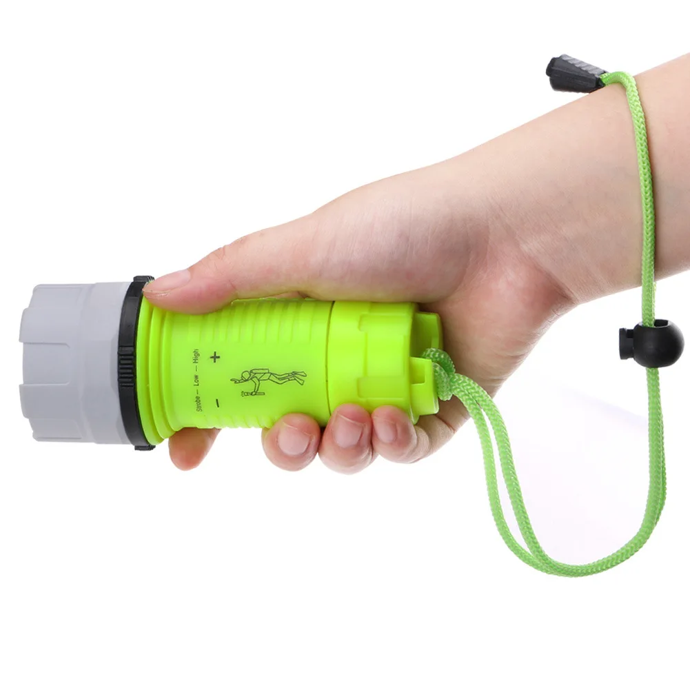 New High Quality Travel Camping Diving Strong Light Flashlight Super Bright 1800LM 3 Modes Diving Flashlight Torch
New High Quality Travel Camping Diving Strong Light Flashlight Super Bright 1800LM 3 Modes Diving Flashlight Torch