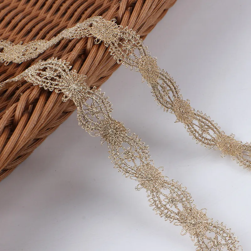 (5Yards/roll) Golden Non-stretch Hollow Lace Fabric Embroidered Ribbon DIY Handmade Patchwork Sewing Supplies Crafts
(5Yards/roll) Golden Non-stretch Hollow Lace Fabric Embroidered Ribbon DIY Handmade Patchwork Sewing Supplies Crafts