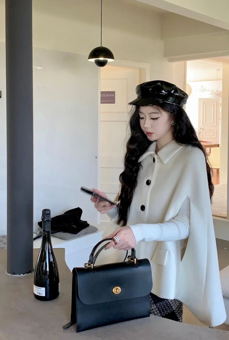 Women Sleeveless Button Up Turndown Collar Wool Poncho Cape Coat Outwear Jacket Cloak fall autumn korean office top y2k clothing
Women Sleeveless Button Up Turndown Collar Wool Poncho Cape Coat Outwear Jacket Cloak fall autumn korean office top y2k clothing