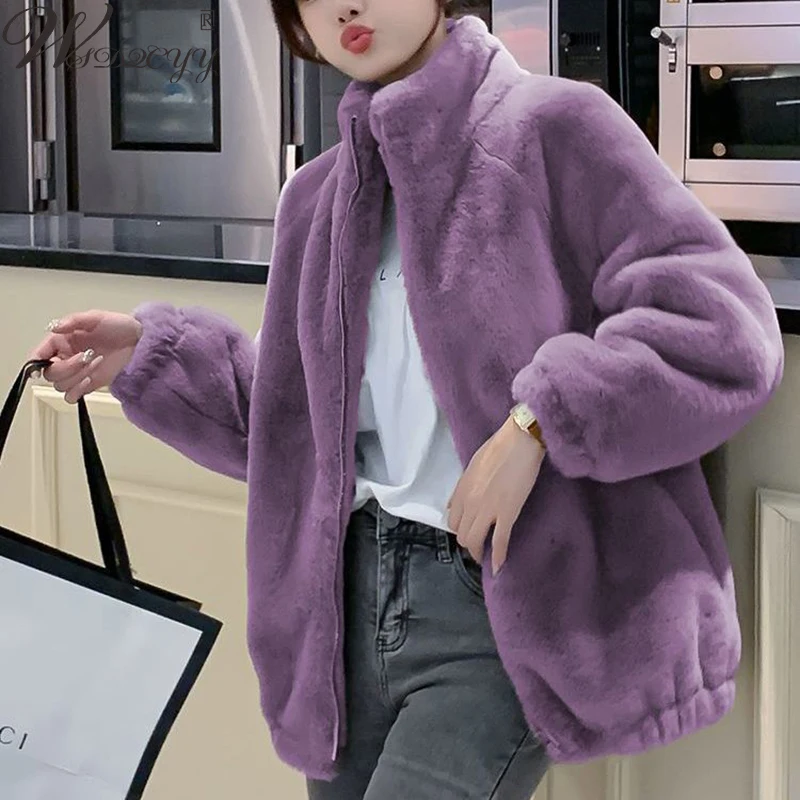 Casual Stand Collar Winter Jacket Women Solid Faux Fur Coat Oversized Vintage Zipper Plush Thick Cardigans Outwear Plus Size
Casual Stand Collar Winter Jacket Women Solid Faux Fur Coat Oversized Vintage Zipper Plush Thick Cardigans Outwear Plus Size