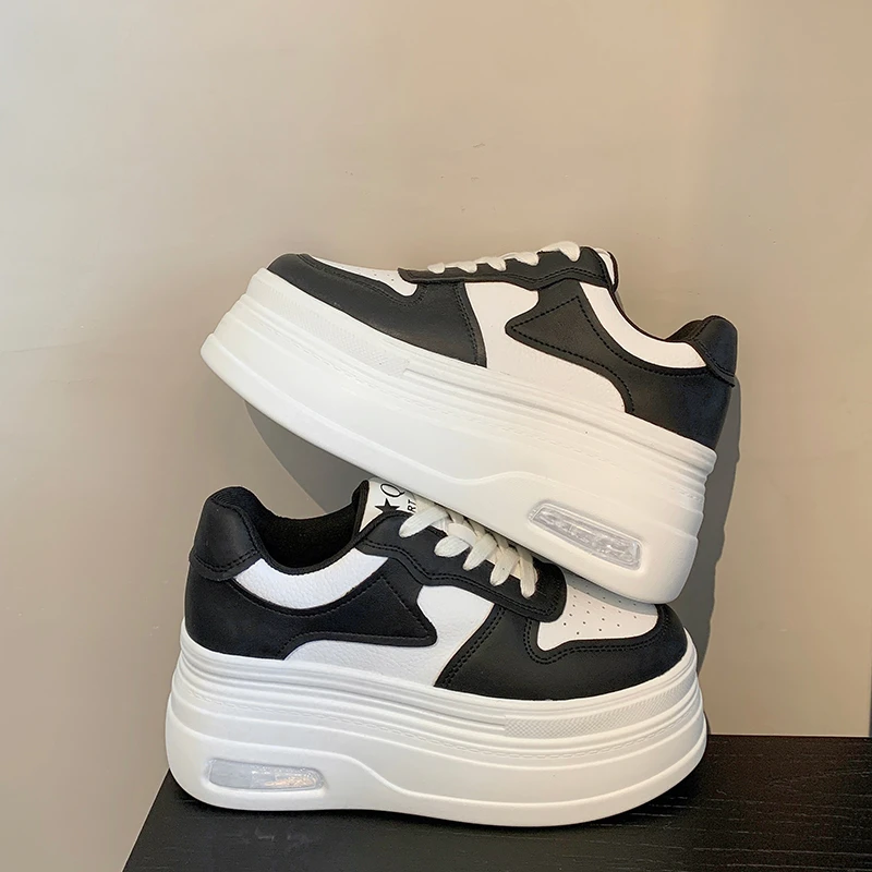 New Women Chunky Sneakers Autumn High Platform Leather Shoes Thick Bottom Vulcanize Shoes Breathable Female Casual Dad Shoes 6CM
New Women Chunky Sneakers Autumn High Platform Leather Shoes Thick Bottom Vulcanize Shoes Breathable Female Casual Dad Shoes 6CM