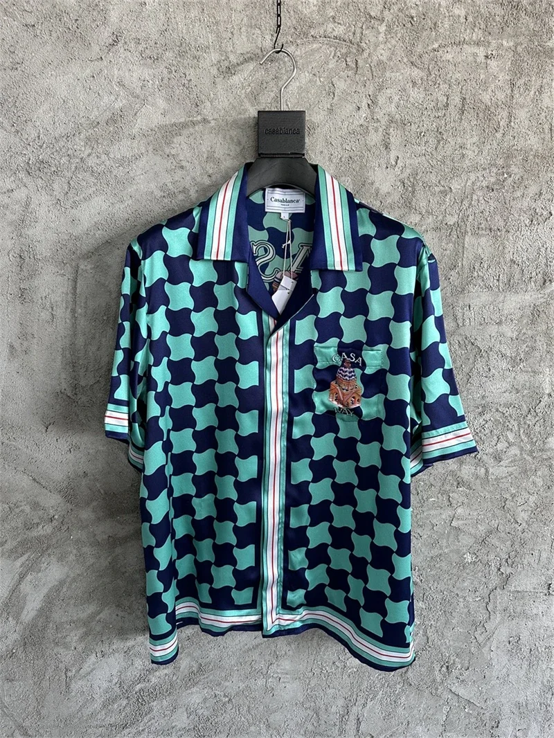 

23SS New Fasion Blue check Casablanca Silk Shirt Castle Print Streetwear Men Women Short Sleeve Hawaii Beach Shirts Kanye West