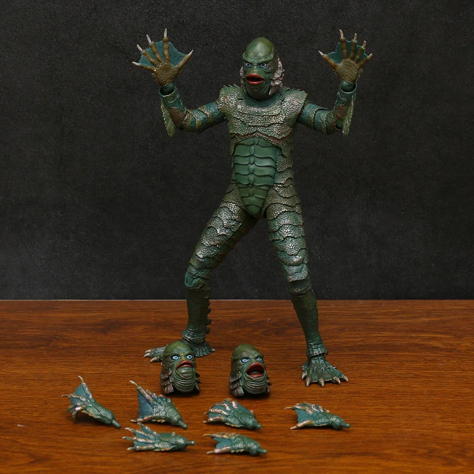 

Universal Monsters Ultimate Creature from the Black Lagoon 7" Action Figure NECA