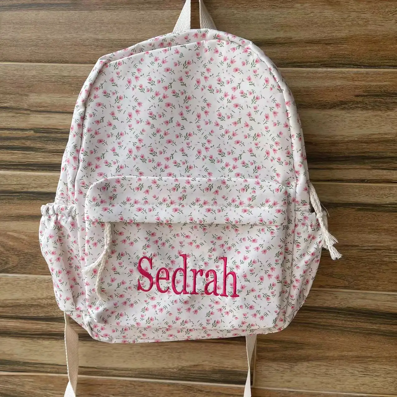 Customized New Schoolbag Women's Floral Leisure Backpack Personalized Name Girl's Flower Backpack Unique Gifts Bag for Ladies
Customized New Schoolbag Women's Floral Leisure Backpack Personalized Name Girl's Flower Backpack Unique Gifts Bag for Ladies