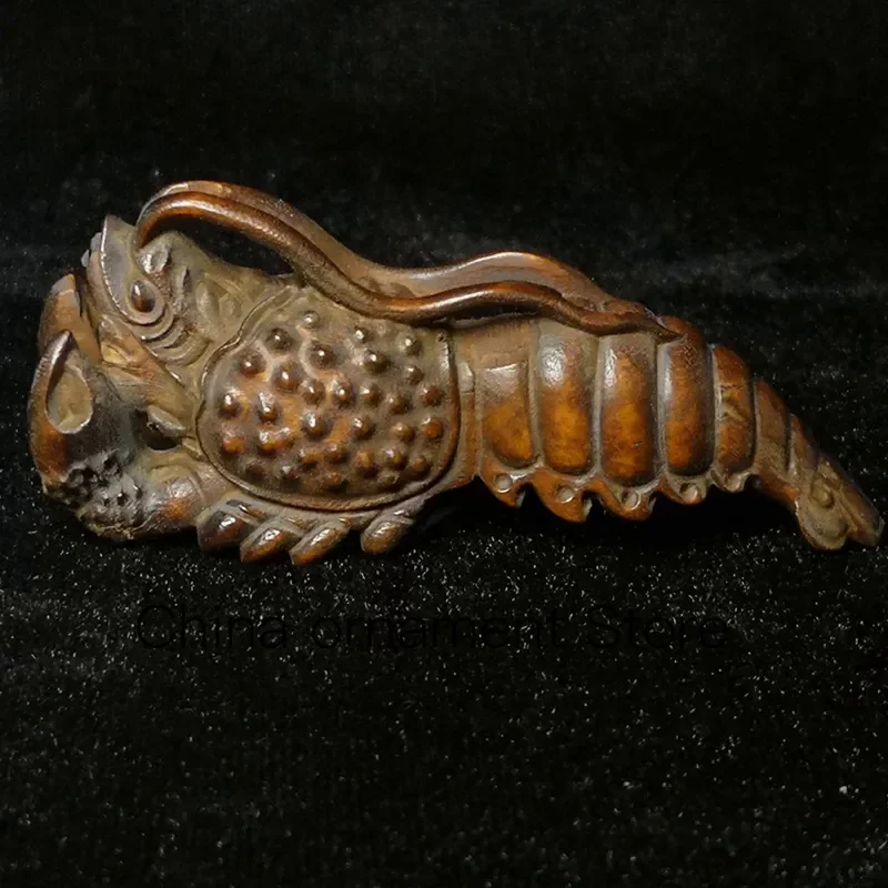 

YIZHU CULTUER ART Chinese boxwood hand carved Money lobster Figure statue netsuke desk decoration Gift Collection L 8 CM