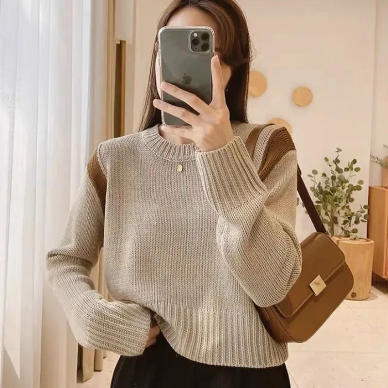 Fashion Solid Color Knitted Spliced Loose Korean Sweater Women Clothing 2022 Autumn New Casual Pullovers All-match Commute Tops
Fashion Solid Color Knitted Spliced Loose Korean Sweater Women Clothing 2022 Autumn New Casual Pullovers All-match Commute Tops