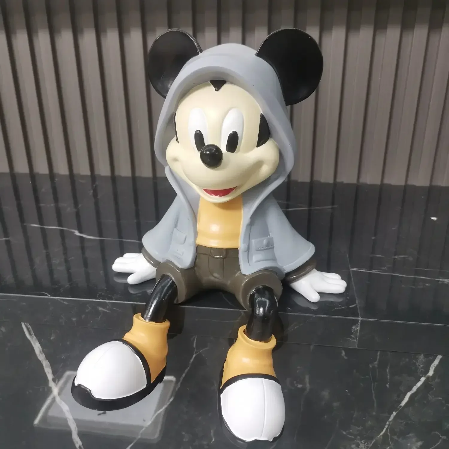 

30cm Genuine Disney Mickey Sitting Decoration Office Desktop Decoration Living Room Tv Cabinet Home Decoration Birthday Gift