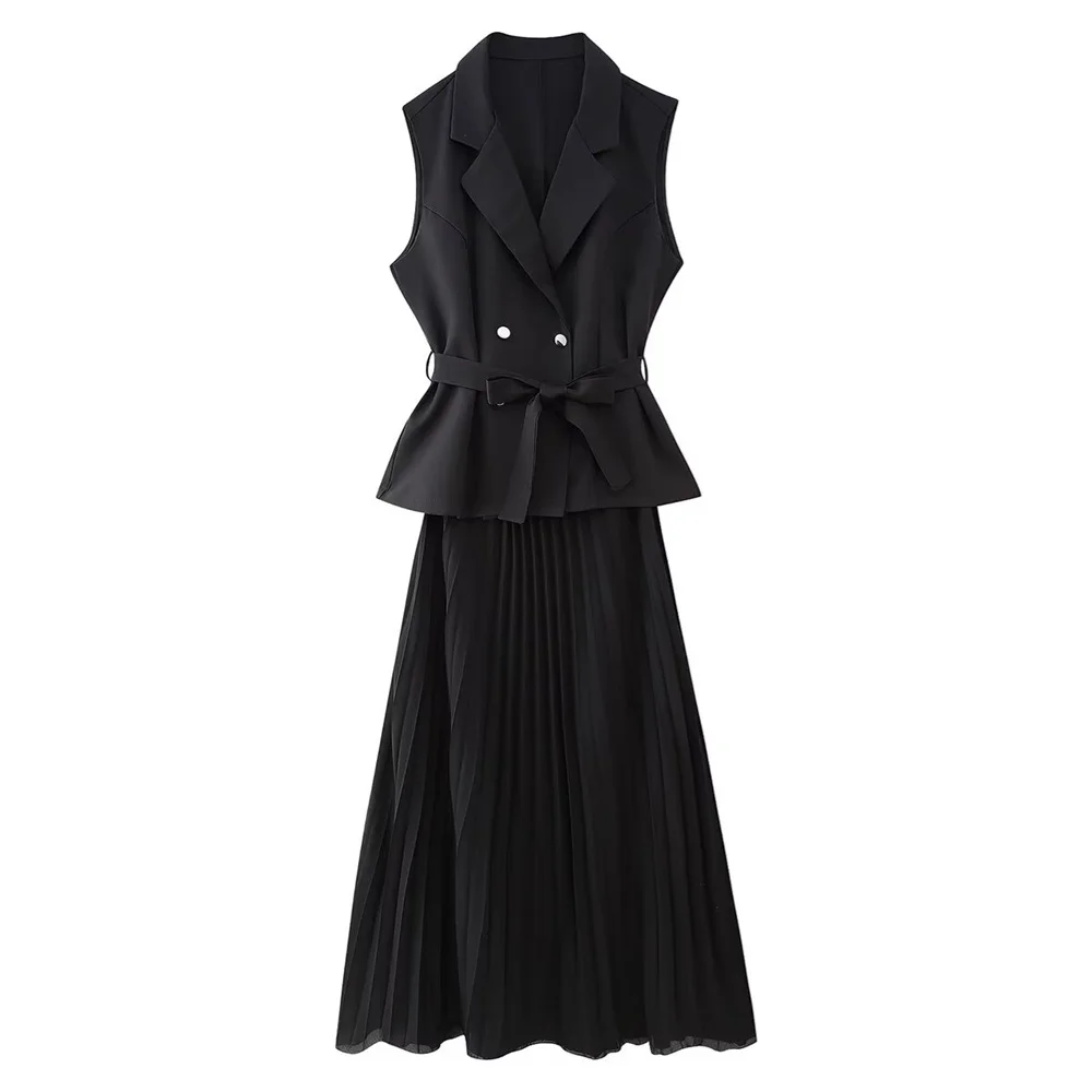 Product Women's Fashion and Casual Versatile Flip Collar Small Pleated Tank Top Dress
Product Women's Fashion and Casual Versatile Flip Collar Small Pleated Tank Top Dress