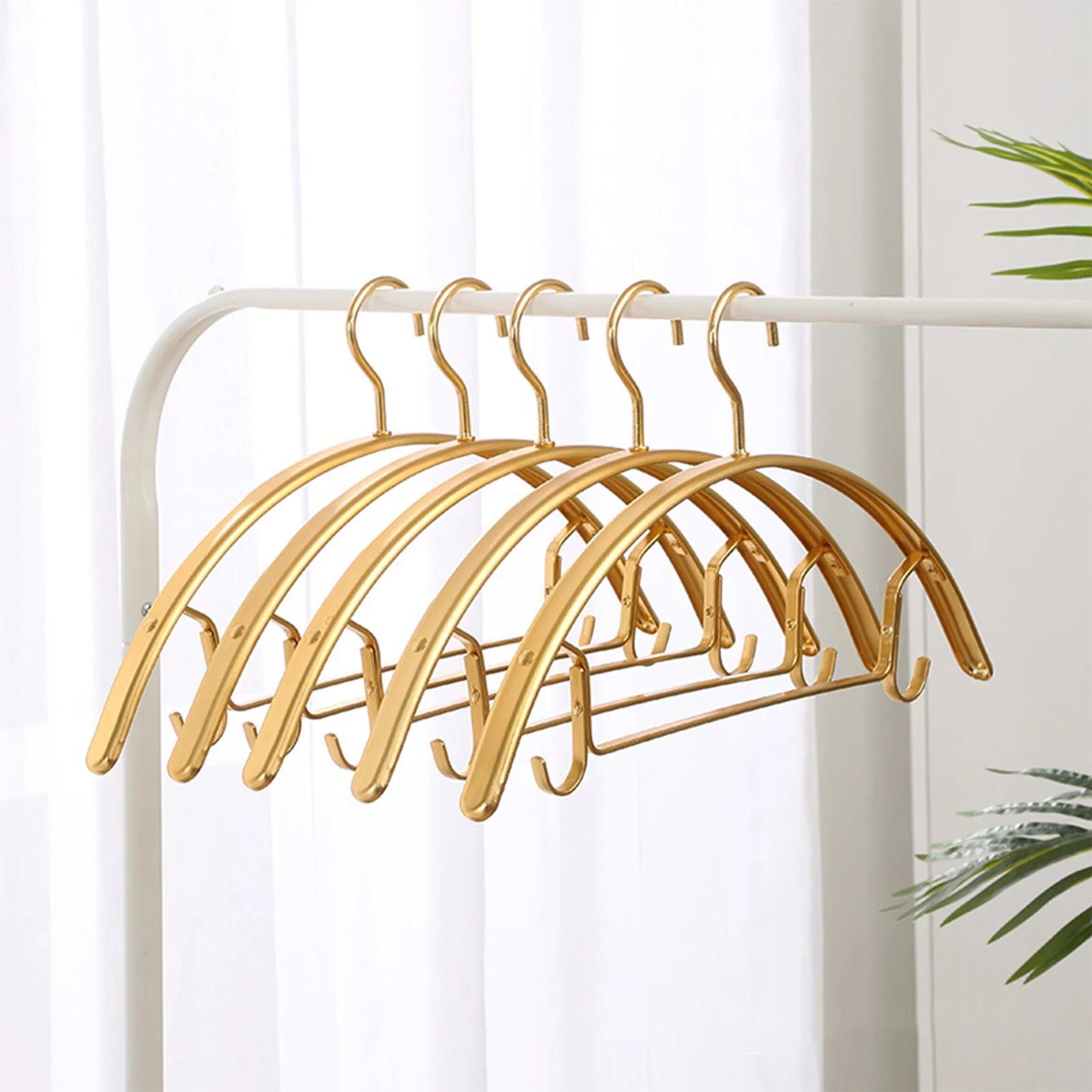 5PCS Clothes Hanging Aluminum Alloy Household Hangers Non-slip Dormitory Bedroom Special Storage Clothes Hanging Space Saving
5PCS Clothes Hanging Aluminum Alloy Household Hangers Non-slip Dormitory Bedroom Special Storage Clothes Hanging Space Saving