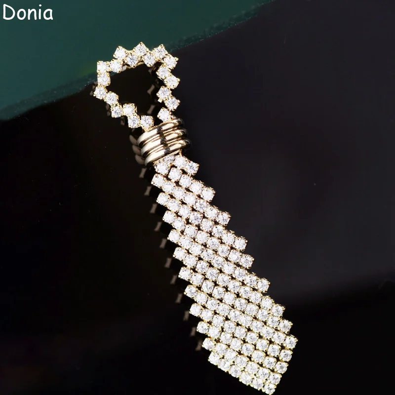 Donia Jewelry European and American Fashion Titanium Micro-Inlaid AAA Zircon Tie Brooch Luxury Retro Pin 
Donia Jewelry European and American Fashion Titanium Micro-Inlaid AAA Zircon Tie Brooch Luxury Retro Pin