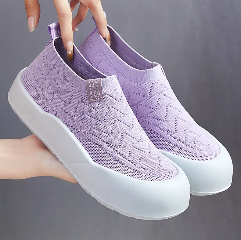 Women's Comfort Mother Shoes Soft PU Sole Breathable Lightweight Casual Walking Shoes Thick Cushion Non-Slip Fashion Women's Comfort Mother Shoes Soft PU Sole Breathable Lightweight Casual Walking Shoes Thick Cushion Non-Slip Fashion
