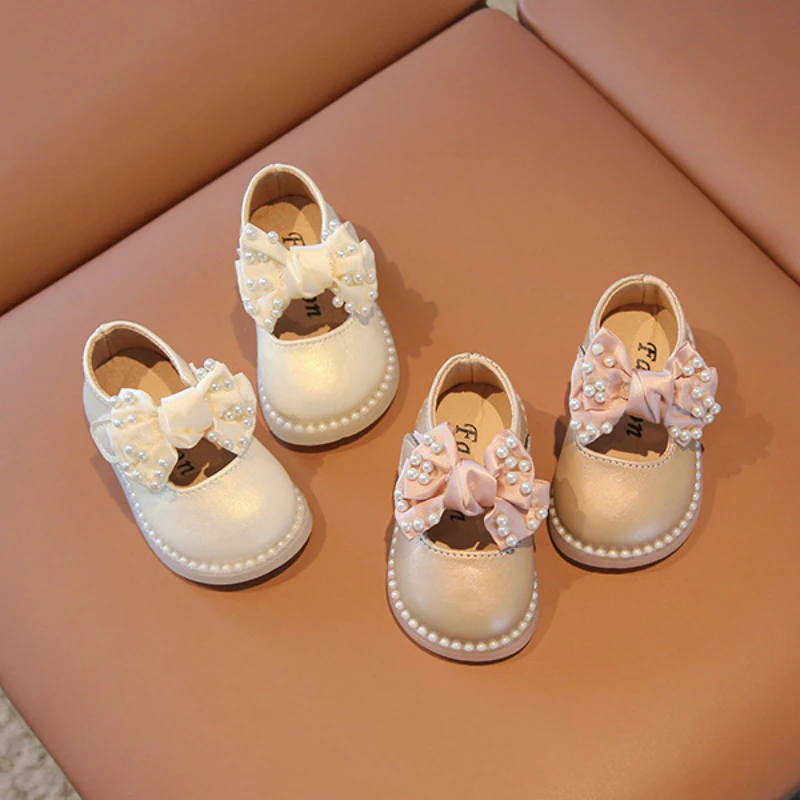 Baby Girls Leather Shoes Children Cute Pearl Bowknot Mary Janes Toddler Soft Soled Single Shoes Kids Princess Flats Casual Shoes
Baby Girls Leather Shoes Children Cute Pearl Bowknot Mary Janes Toddler Soft Soled Single Shoes Kids Princess Flats Casual Shoes
