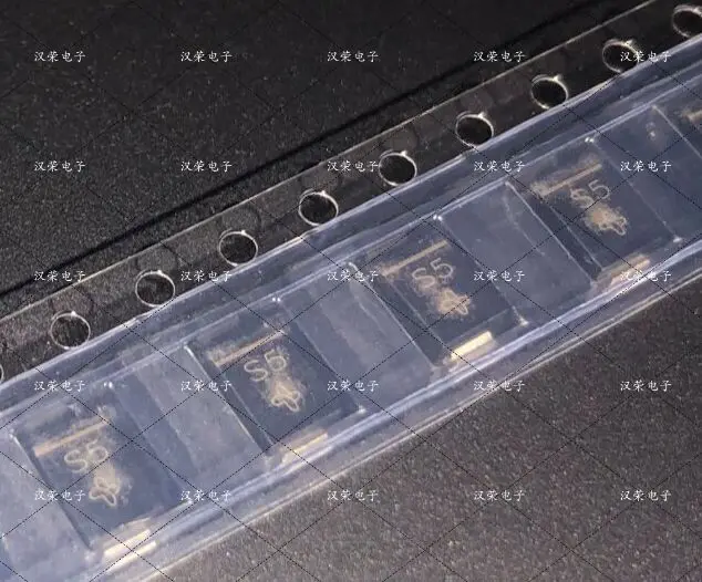20PCS/50PCS/100PCS/750PCS original SS25-E3/5BT SS25-E3 SS25 DIODE SCHOTTKY 50V 2A DO214AA Silk screen S5
20PCS/50PCS/100PCS/750PCS original SS25-E3/5BT SS25-E3 SS25 DIODE SCHOTTKY 50V 2A DO214AA Silk screen S5